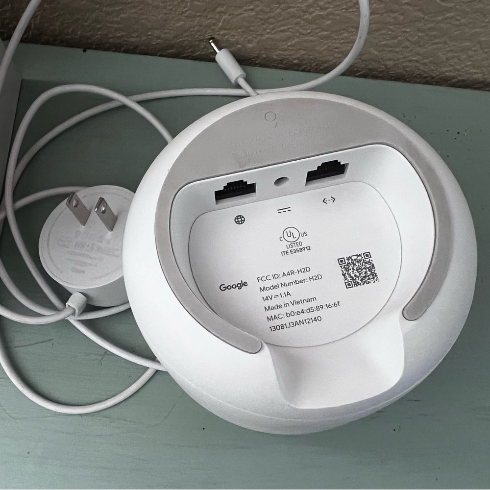 Google Nest Mesh WiFi Router H2D - AC2200 - Picture 3 of 5